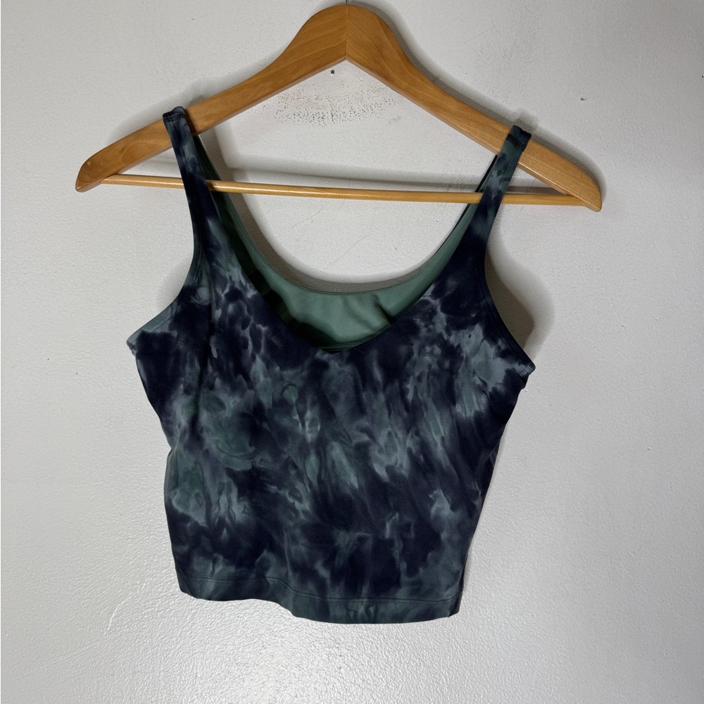 Lululemon Athletica Black and Green Crop Top